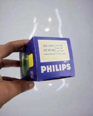 Philips Yellow-Green Darkroom Bulb E27 PF710E 220-230 V w/ OG Box - Image 6